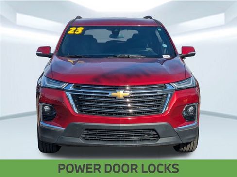 Used 2023 Chevrolet Traverse LT image 10