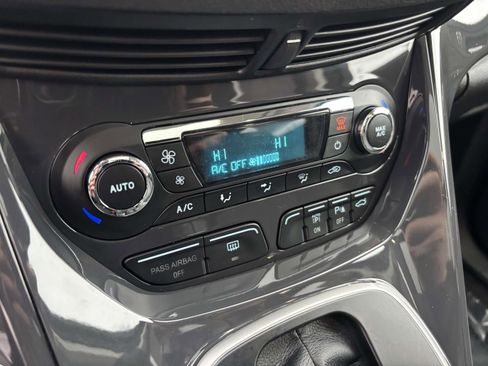 Used 2013 Ford Escape Titanium w/ Parking Technology Pkg image 24