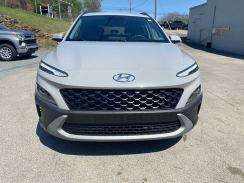 Used 2023 Hyundai Kona SEL w/ Cargo Package FWD image 8