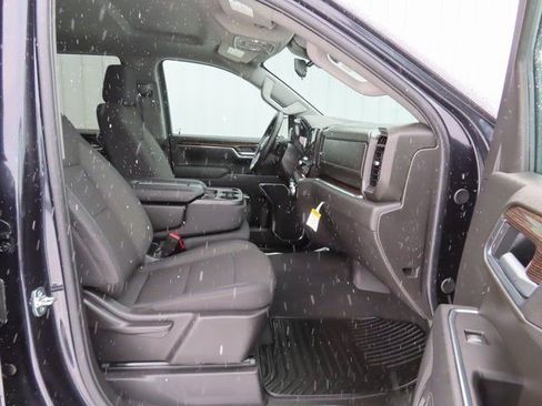 New 2026 GMC Sierra 1500 SLE w/ X31 Off-Road Package image 25