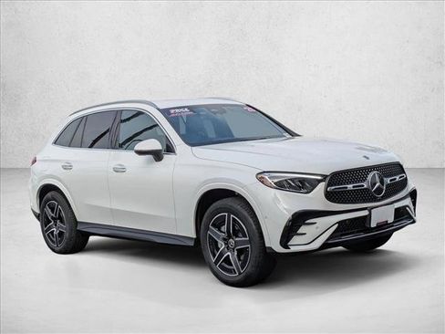 Certified 2025 Mercedes-Benz GLC 350e 4MATIC image 3