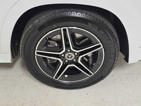 Used 2026 Mercedes-Benz GLE 450 4MATIC image 9