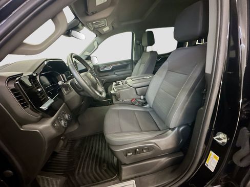 Used 2023 Chevrolet Silverado 1500 LT AWD/4WD image 13