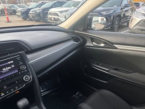 Used 2021 Honda Civic LX image 25