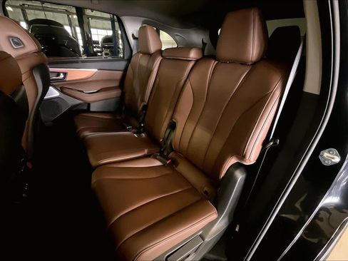 Used 2025 Acura MDX FWD w/ Technology Package image 19