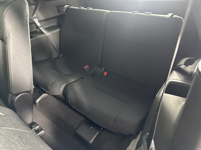Used 2023 Mitsubishi Outlander ES AWD/4WD image 21