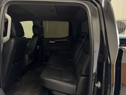 Used 2022 GMC Sierra 1500 Elevation image 18