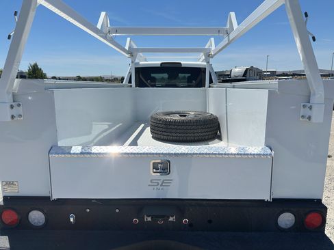 Used 2026 RAM 3500 Tradesman AWD/4WD image 9