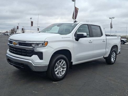 Used 2022 Chevrolet Silverado 1500 LT image 3