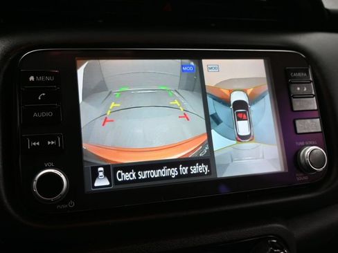 Used 2023 Nissan Kicks SR FWD image 13