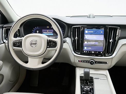 Certified 2024 Volvo S60 B5 Ultimate image 25