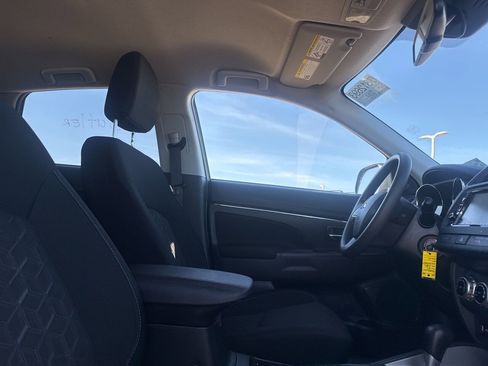 Used 2024 Mitsubishi Outlander Sport ES image 24