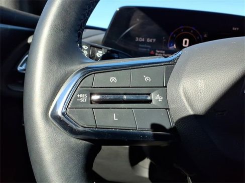 Used 2024 Chevrolet Traverse LT image 16