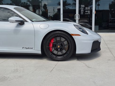 Used 2026 Porsche 911 Carrera GTS RWD image 11