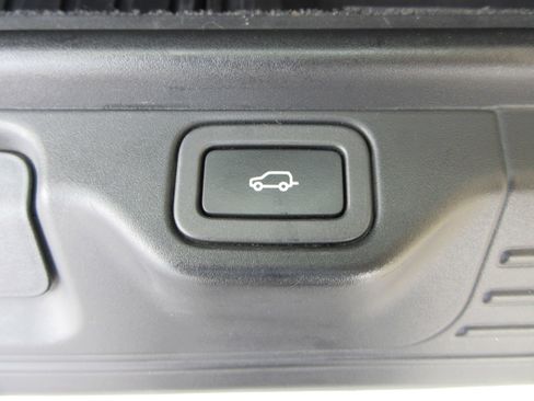 Used 2020 Land Rover Range Rover HSE image 54