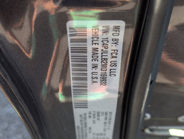 Certified 2021 Jeep Cherokee Latitude Plus w/ Sun & Sound Group FWD image 31