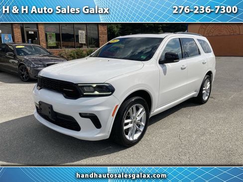 Used 2023 Dodge Durango GT image 1