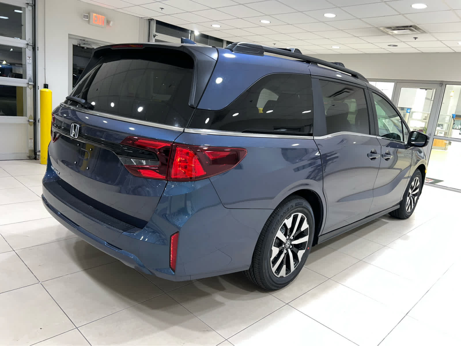 New 2027 Honda Odyssey EX-L image 5