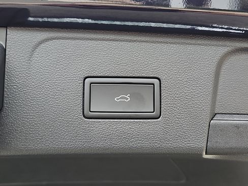 New 2026 Volkswagen Atlas SEL image 7