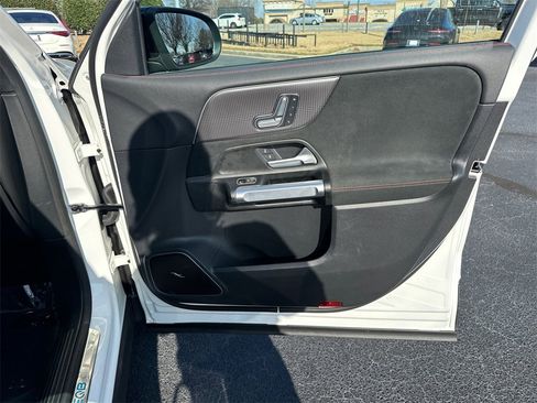 Used 2023 Mercedes-Benz EQB 250+ image 14