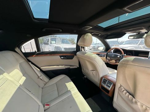 Used 2007 Mercedes-Benz S 550 image 12