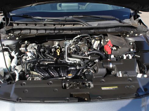 Used 2021 Nissan Altima 2.5 SV FWD image 6