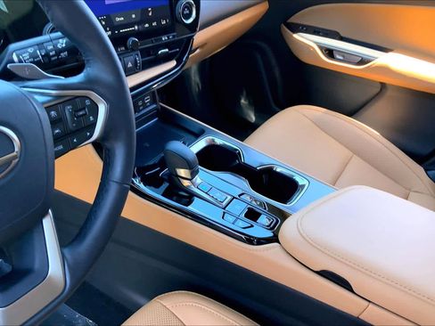 Certified 2026 Lexus NX 350 AWD w/ Accessory Package (2T) image 17