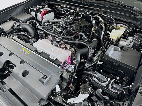 New 2025 Toyota Tacoma Limited AWD/4WD image 18