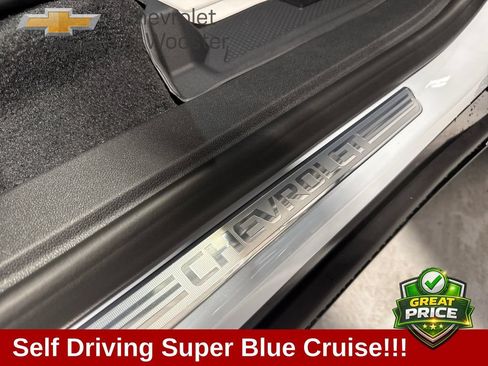 New 2026 Chevrolet Traverse High Country w/ LPO, Floor Liner Package AWD/4WD image 34