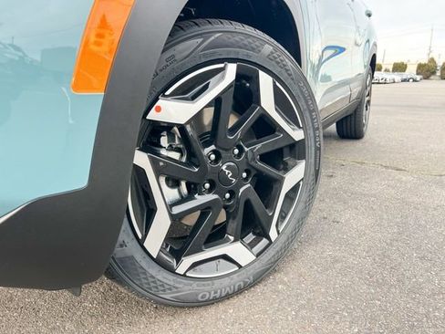 New 2026 Kia Seltos SX w/ SX Sunroof Package image 2