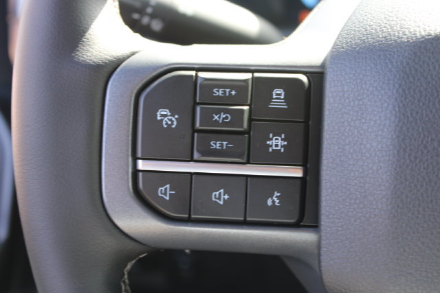Used 2025 Ford F150 Lariat w/ Equipment Group 501A Mid AWD/4WD image 18