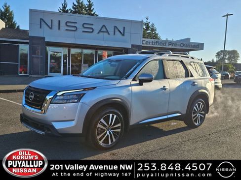 Certified 2025 Nissan Pathfinder Platinum w/ Cargo Package image 1