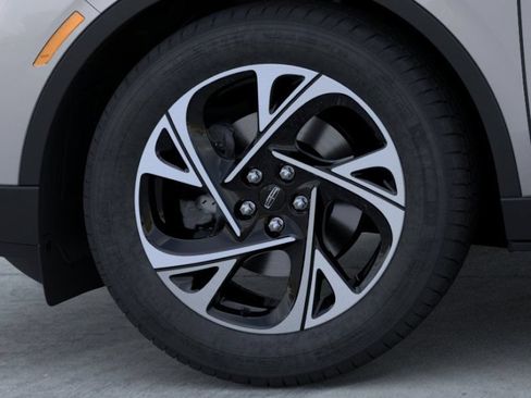 New 2026 Lincoln Nautilus Premier w/ Jet Appearance Package AWD/4WD image 12
