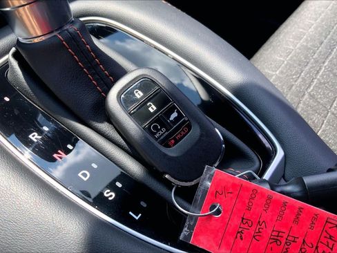 Used 2024 Honda HR-V Sport image 14