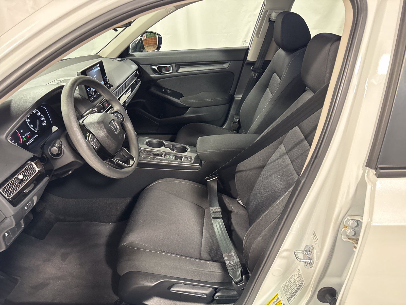 Used 2025 Honda Civic LX image 3