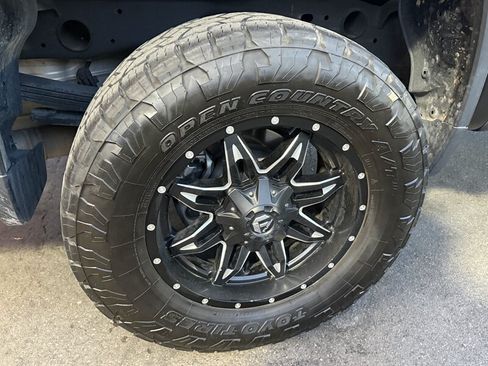 Used 2022 Chevrolet Silverado 2500 LTZ w/ LTZ Plus Package AWD/4WD image 25