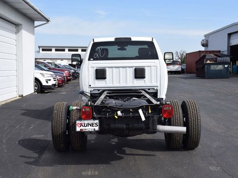 New 2024 RAM 3500 Tradesman image 7