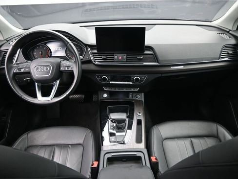 Used 2022 Audi Q5 2.0T Premium w/ Convenience Package image 24