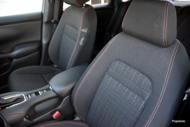 Certified 2024 Honda HR-V Sport image 9