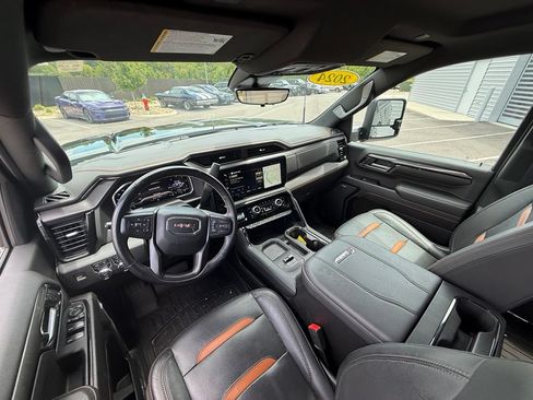 Used 2024 GMC Sierra 2500 AT4 w/ Technology Package AWD/4WD image 22
