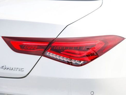 Used 2023 Mercedes-Benz CLA 250 4MATIC image 8