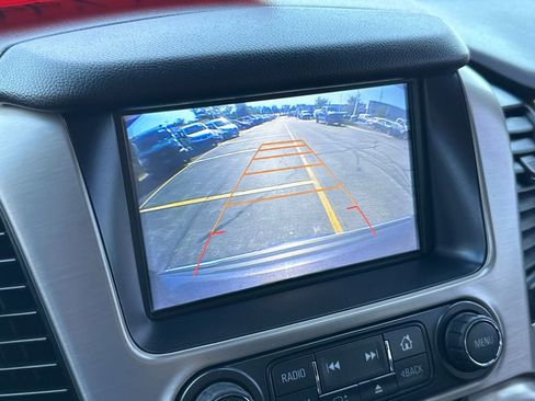 Used 2017 GMC Yukon XL Denali image 23