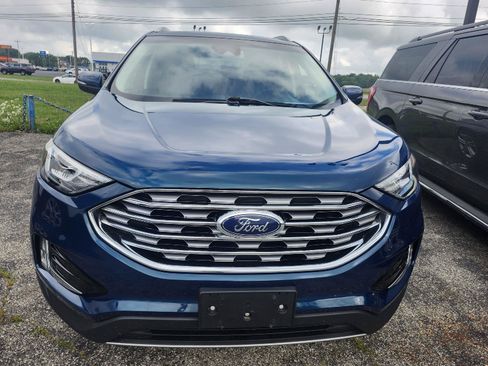 Used 2020 Ford Edge SEL w/ Cold Weather Package AWD/4WD image 9