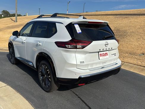 New 2026 Nissan Rogue Platinum w/ Platinum Premium Package AWD/4WD image 3