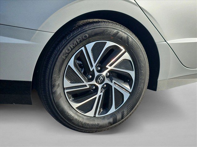 Used 2026 Hyundai Sonata Blue FWD image 27
