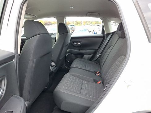 Certified 2023 Honda HR-V LX image 10