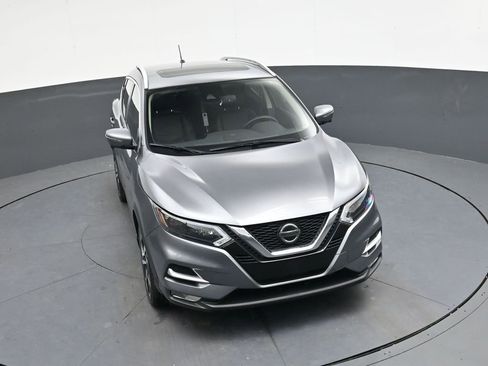 Used 2022 Nissan Rogue Sport SL w/ Premium Package image 21