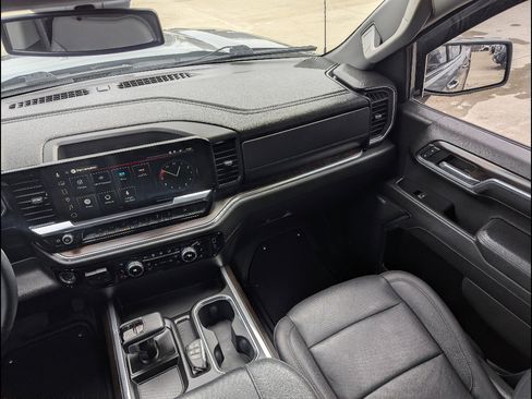 Used 2023 GMC Sierra 1500 SLT w/ SLT Premium Plus Package image 29