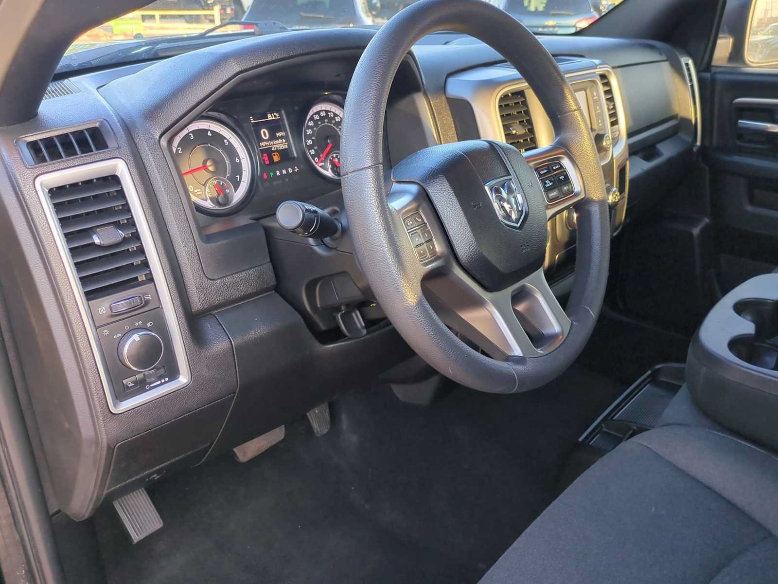 Used 2024 RAM 1500 Warlock AWD/4WD image 10
