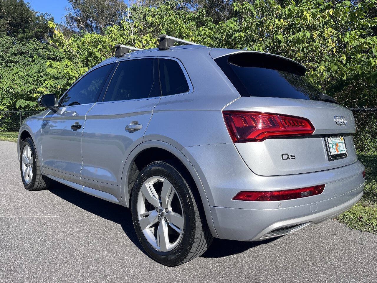 Used 2018 Audi Q5 2.0T Premium Plus w/ Premium Plus Package AWD/4WD image 7